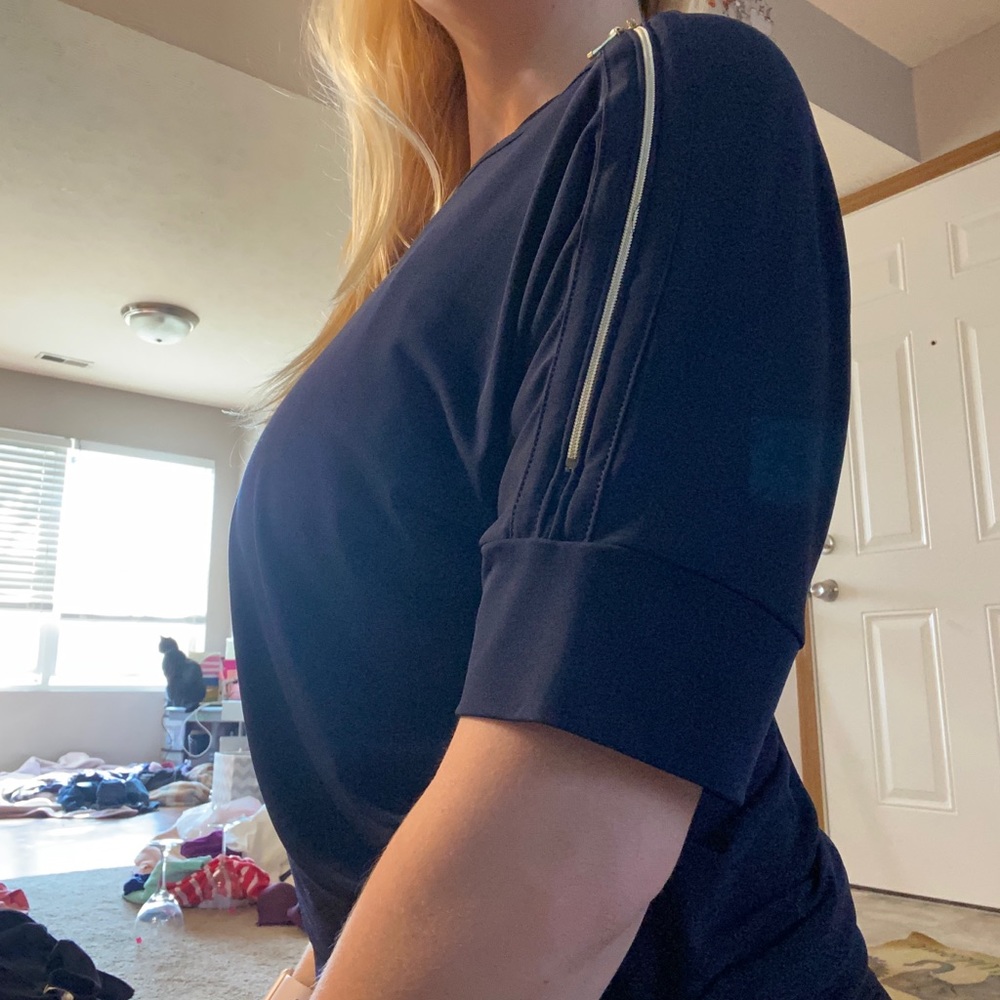 Navy blue blouse - Picture 2 of 4